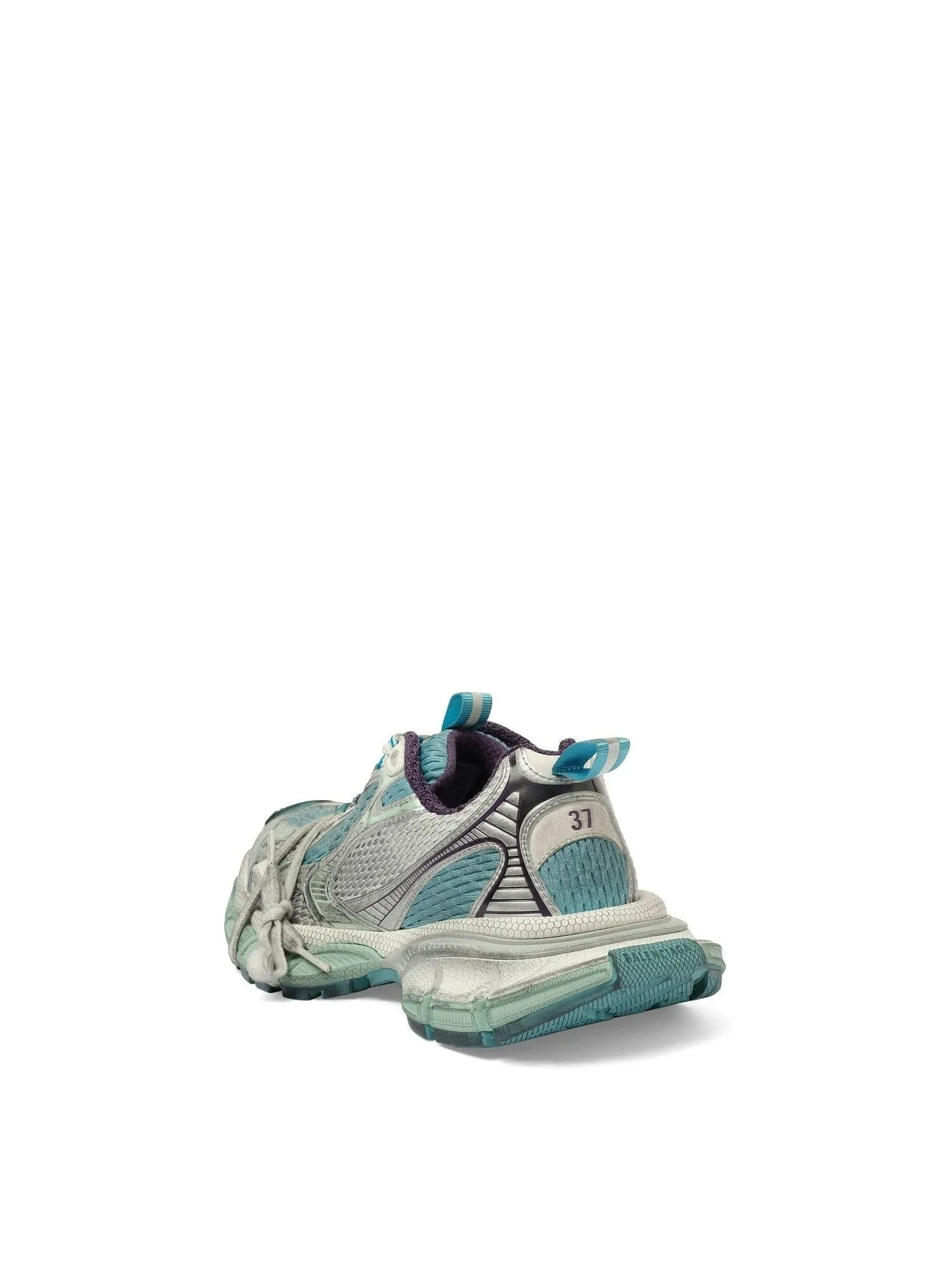 3XL Sneaker in Light Blue/White