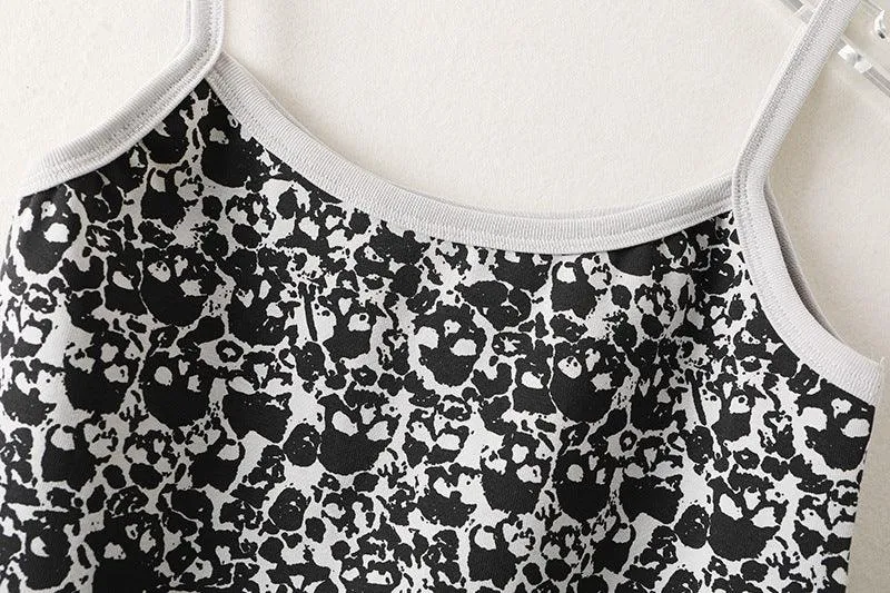 American Retro Black Y2K Personalized Print Vest With Bottoming