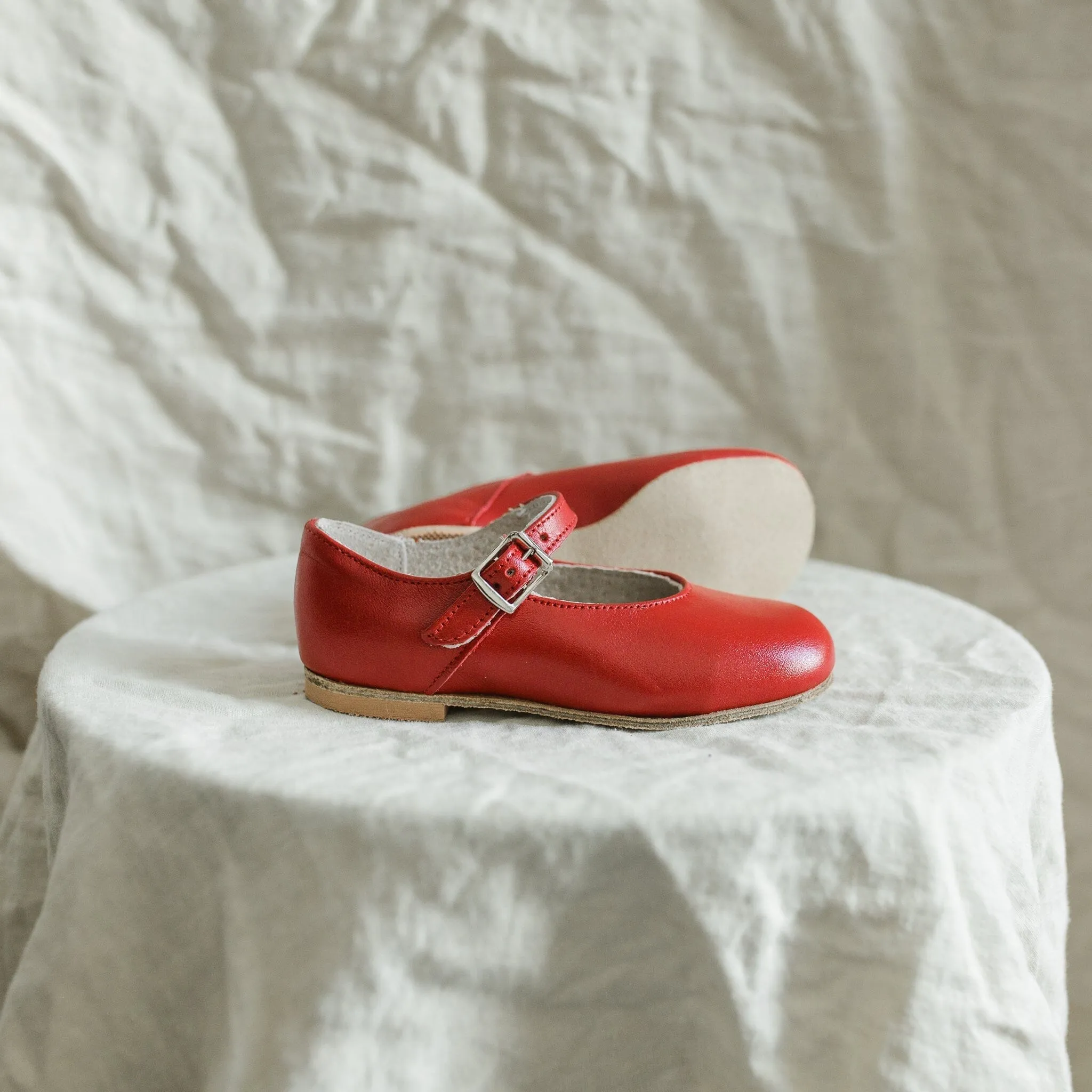 Emma Mary Jane | Red