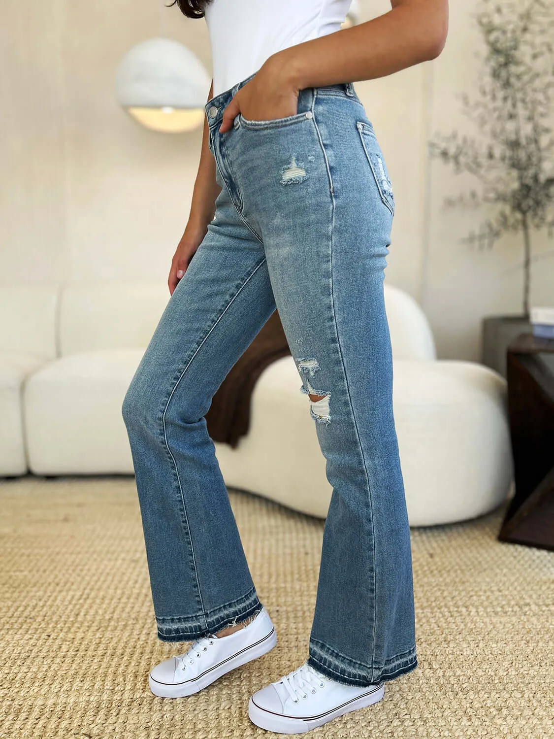 Judy Blue Distressed Denim Jeans Medium