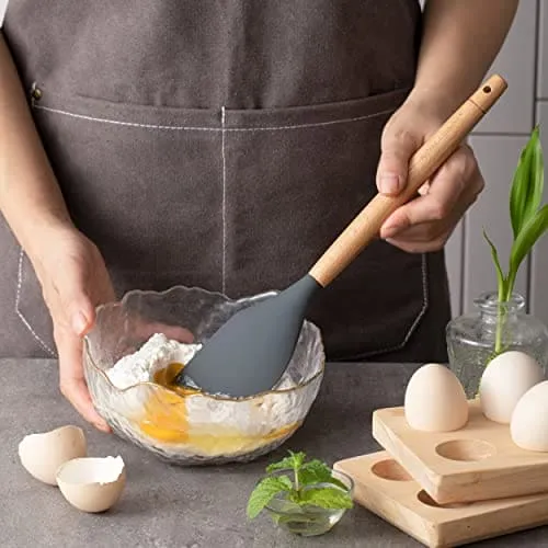 Royal Cuisine Set of 4 (2 Non Stick Round Eggs Maker) 1 Wire Egg Slicer 1Silicone Pastry Brush and 1 Silicone Spatula