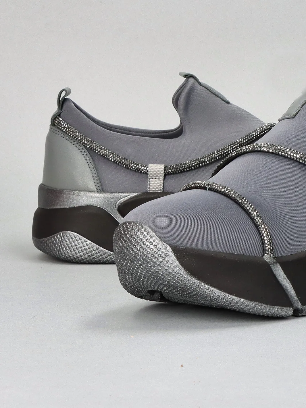 SNEAKER - GREY